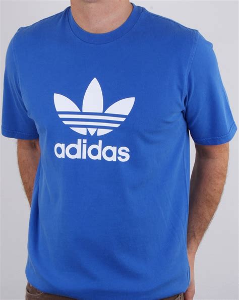 adidas tshirt rote blume auf weißen grund|Adidas Blume online .